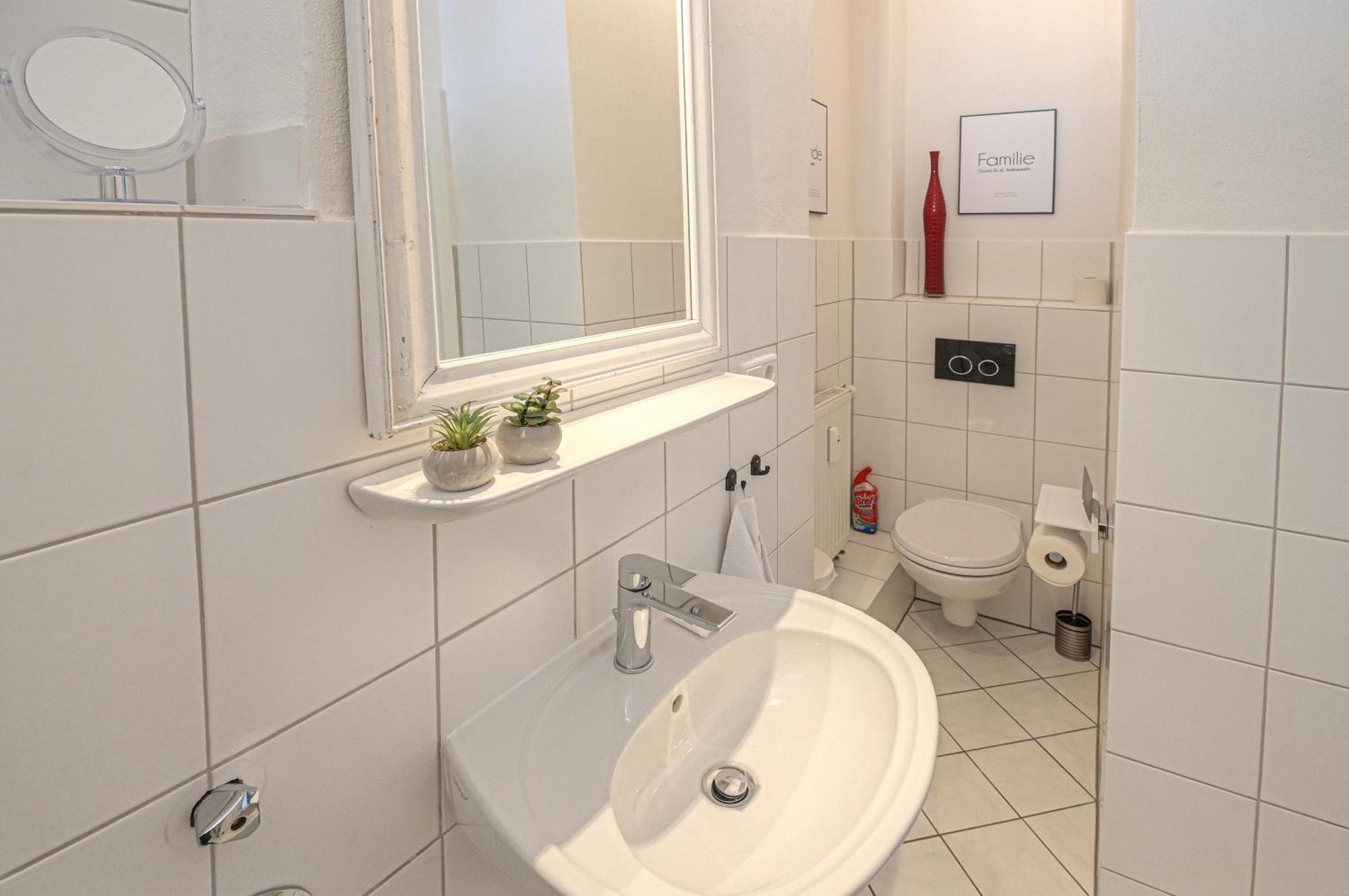 Mittendrin - Apartment Mit 2 Balkonen Sehr Zentral Flensburg Ngoại thất bức ảnh